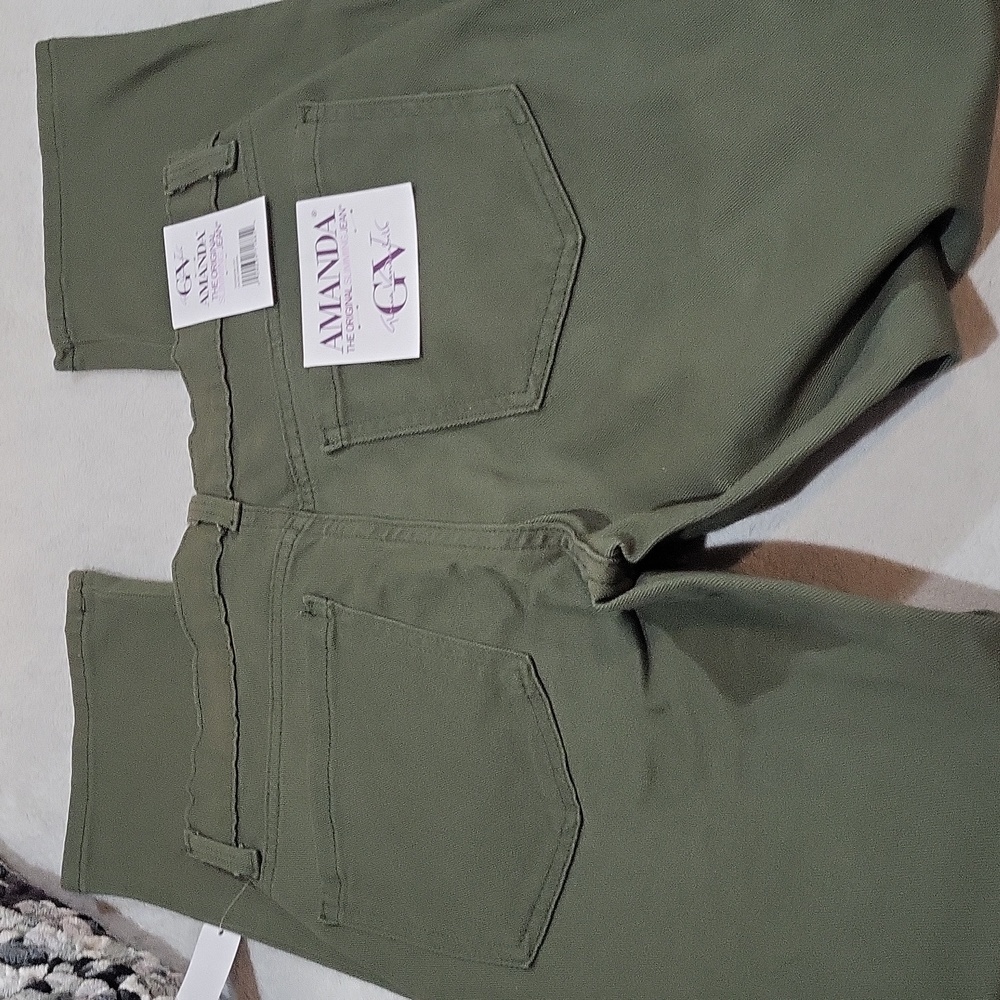 Gloria Vanderbilt Slimming Jeans - Picture 12 of 14